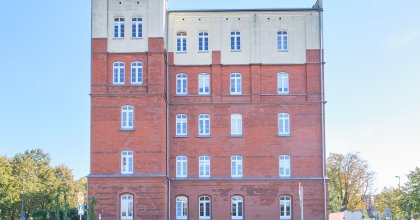 ul. Jedności Narodowej 83A-B, KOSZAROWY-MIESZKALNY (gez) (3)